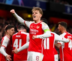 NG体育- 快船4巨合砍81分 